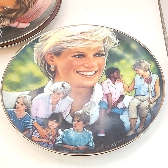 Franklin Mint Princess Diana Limited Edition Collector's Plates Set of 3 - Picture 8 of 10